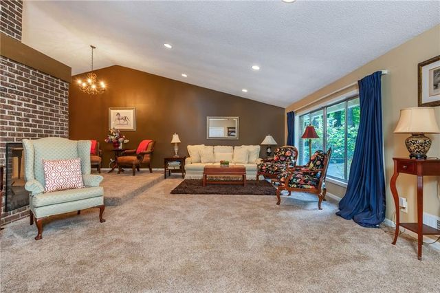 2805 Burtz Drive, Marietta, GA 30068
