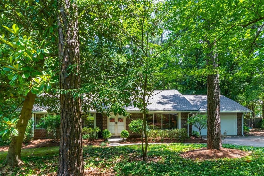2805 Burtz Drive, Marietta, GA 30068