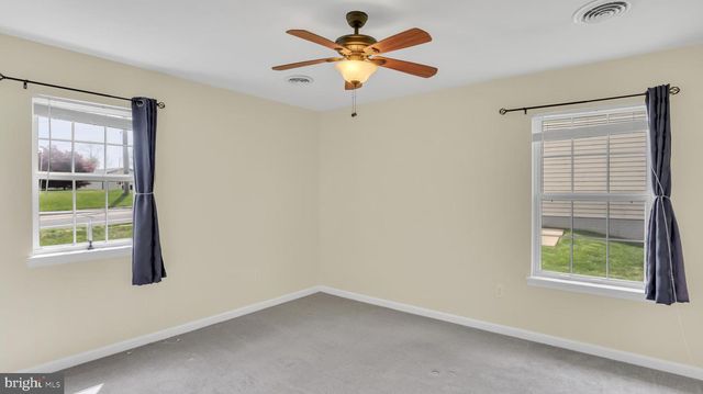 1402 BURNSIDE DR, Hampstead, MD 21074