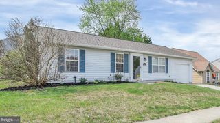 1402 BURNSIDE DR, Hampstead, MD 21074