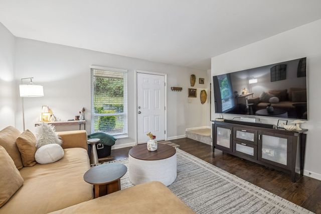 500 Paragon Mills Rd Apt E6, Nashville, TN 37211