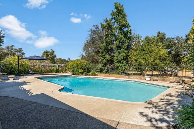 2615 Delmar Ave, Penryn, CA 95663