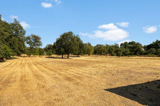 2615 Delmar Ave, Penryn, CA 95663