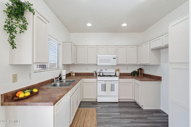 815 W SPRUELL Avenue, Coolidge, AZ 85128