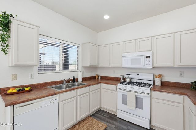 815 W SPRUELL Avenue, Coolidge, AZ 85128