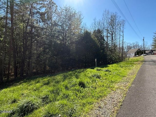1433 Timber Trail, Newport, TN 37821