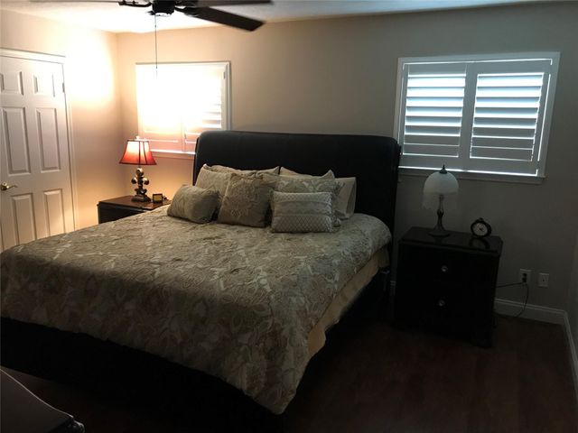 127 Parliament Drive, Houston, TX 77034