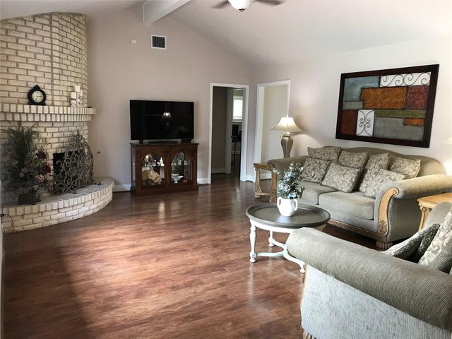 127 Parliament Drive, Houston, TX 77034