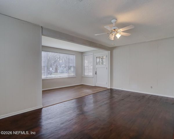 7128 LUCKY Drive W, Jacksonville, FL 32208