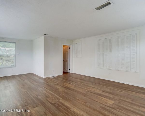 7128 LUCKY Drive W, Jacksonville, FL 32208