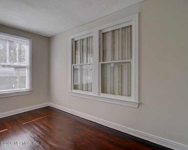 7128 LUCKY Drive W, Jacksonville, FL 32208