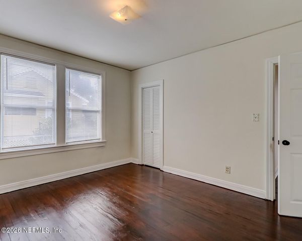 7128 LUCKY Drive W, Jacksonville, FL 32208