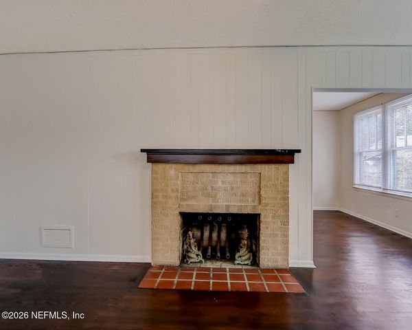 7128 LUCKY Drive W, Jacksonville, FL 32208