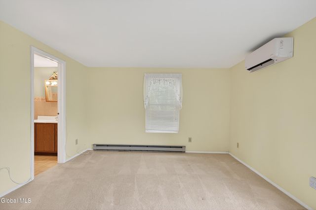 10 Margaret Drive, Queensbury, NY 12804