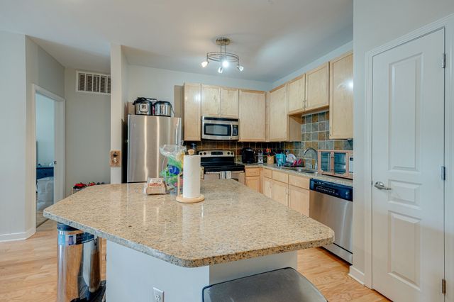 3000 Vanderbilt Pl Apt 413, Nashville, TN 37212