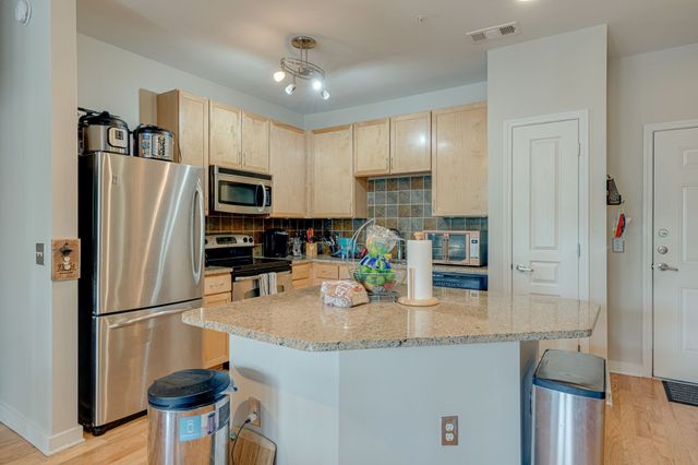 3000 Vanderbilt Pl Apt 413, Nashville, TN 37212