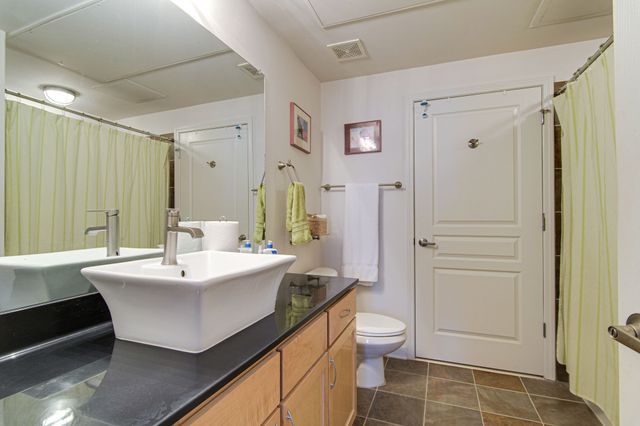 3000 Vanderbilt Pl Apt 413, Nashville, TN 37212