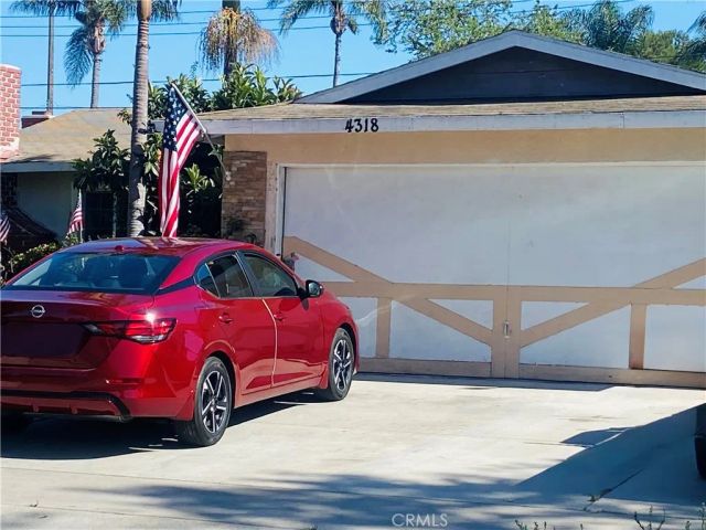 4318 Silver Dr., Santa Ana, CA 92703