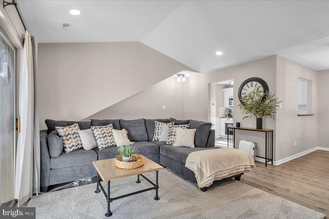 612 COVINGTON CT, Sewell, NJ 08080