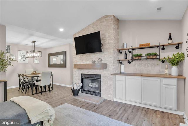 612 COVINGTON CT, Sewell, NJ 08080