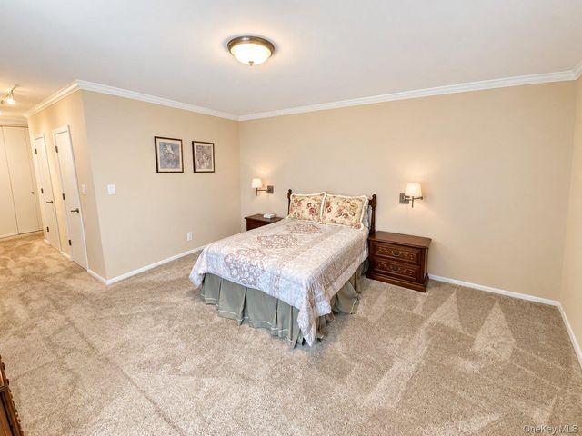 27010 Grand Central Parkway 10S, Floral Park, NY 11005