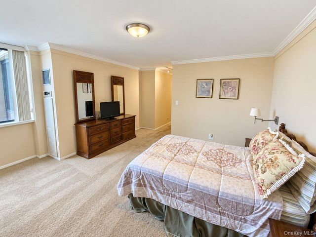 27010 Grand Central Parkway 10S, Floral Park, NY 11005