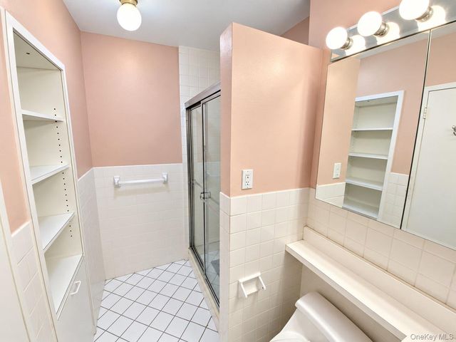 27010 Grand Central Parkway 10S, Floral Park, NY 11005