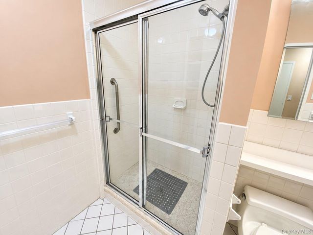27010 Grand Central Parkway 10S, Floral Park, NY 11005