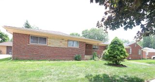 23700 Radclift Street, Oak Park, MI 48237