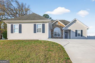 1530 Summer Lake Terrace, Loganville, GA 30052