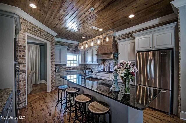 307 Chartrese Drive, Brandon, MS 39047