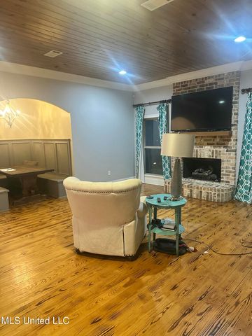 307 Chartrese Drive, Brandon, MS 39047