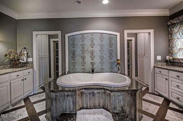 307 Chartrese Drive, Brandon, MS 39047
