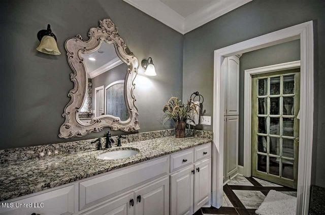 307 Chartrese Drive, Brandon, MS 39047