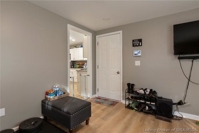612 E Daisy Lane, New Albany, IN 47150