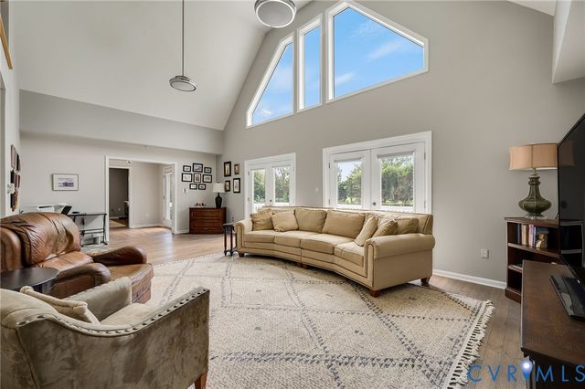 111 Burruss Mill Rd, Bumpass, VA 23024
