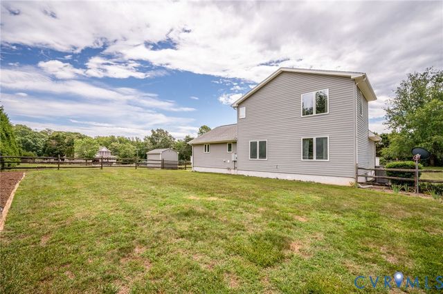 111 Burruss Mill Rd, Bumpass, VA 23024