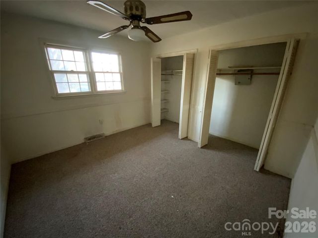 154 Lovelace Road, Forest City, NC 28043