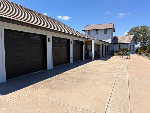15070 Willow Creek Rd, Plymouth, CA 95669