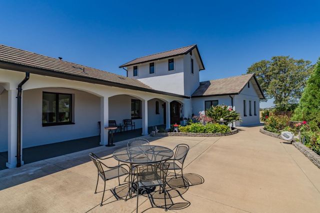 15070 Willow Creek Rd, Plymouth, CA 95669