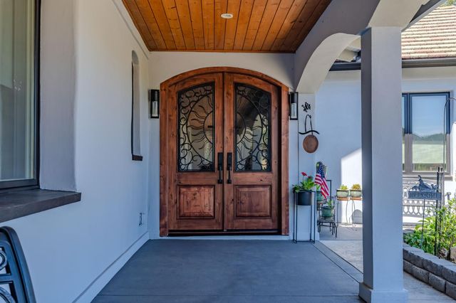 15070 Willow Creek Rd, Plymouth, CA 95669