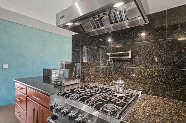 15070 Willow Creek Rd, Plymouth, CA 95669