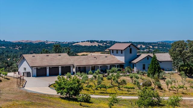 15070 Willow Creek Rd, Plymouth, CA 95669