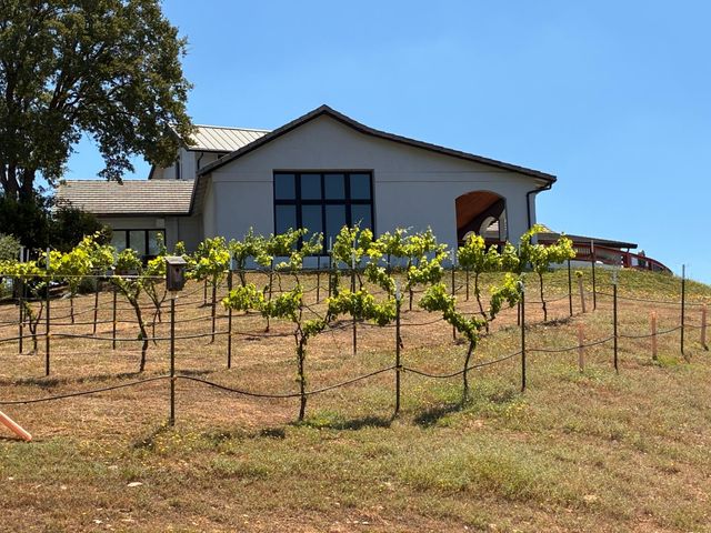 15070 Willow Creek Rd, Plymouth, CA 95669