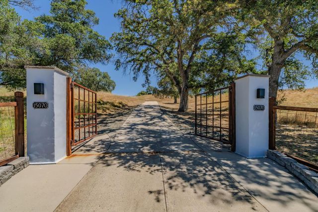 15070 Willow Creek Rd, Plymouth, CA 95669