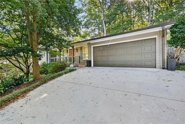 3009 Greenoaks Circle NE, Atlanta, GA 30345