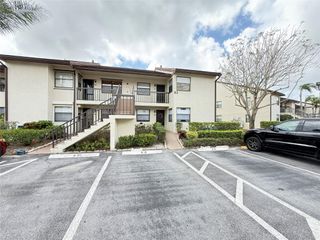 7650 Tahiti Ln 206, Lake Worth, FL 33467