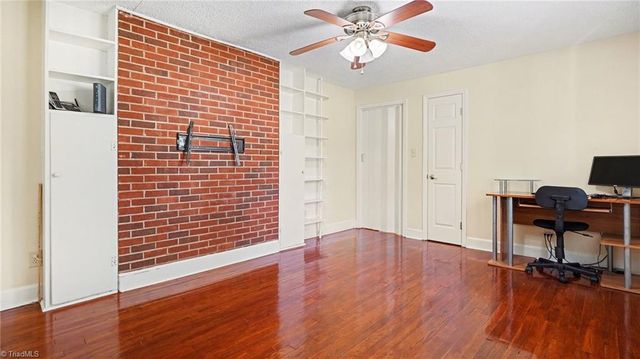 509 Greentree Drive, Greensboro, NC 27410