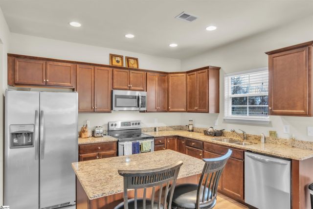 10 N Plainview Drive, Greenville, SC 29611