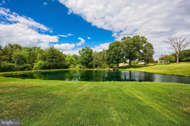 5971 DAVIDSBURG RD, Dover, PA 17315